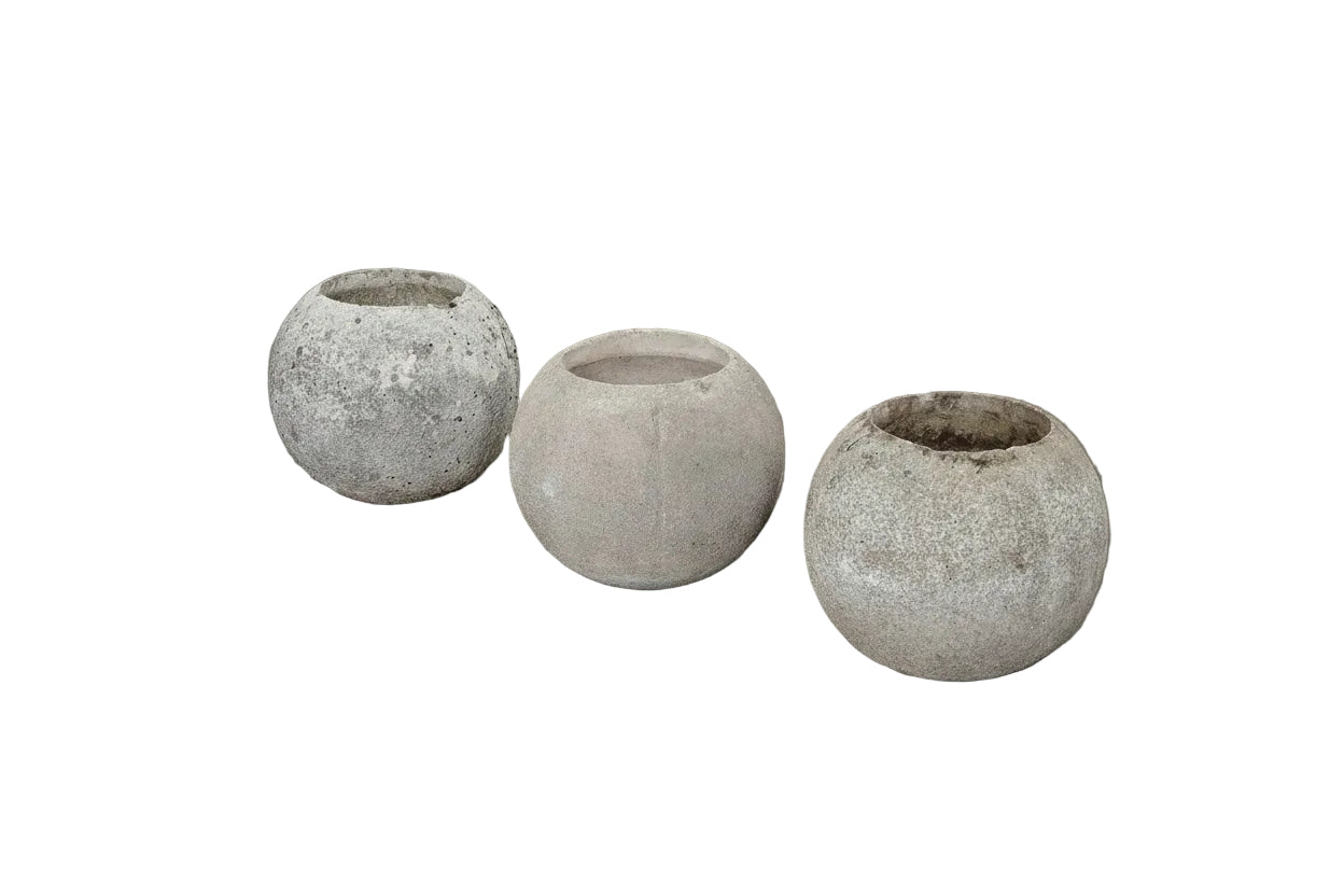 Grandon Fres French Globe Planter (M)